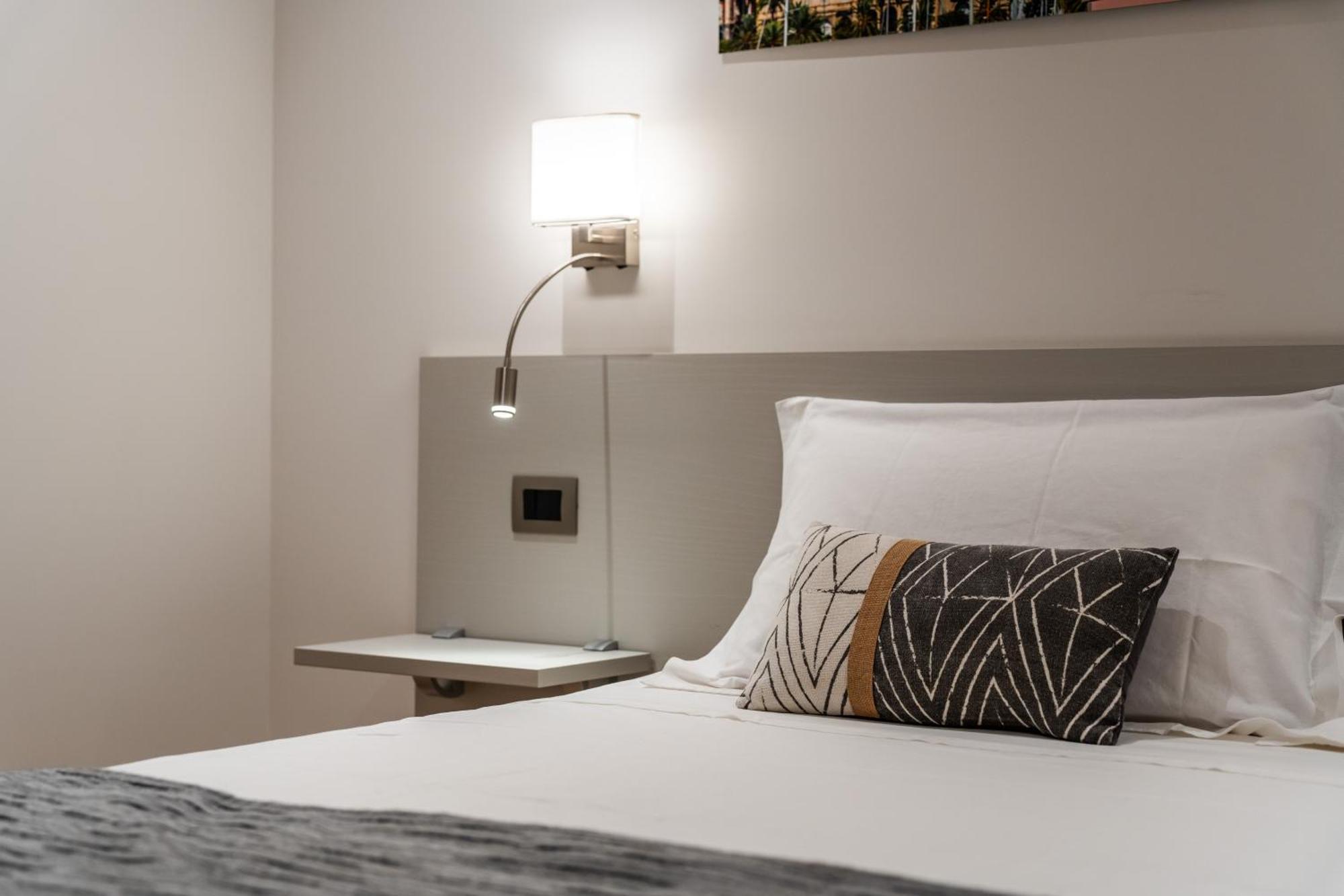 The Inga Rooms Marina Cagliari Exterior foto